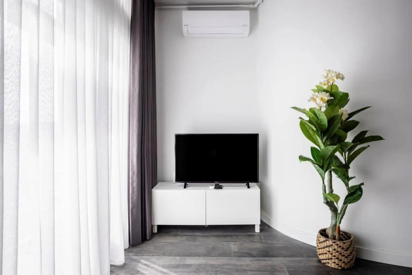 Apartment Cute Cozy Modern Studio W Views Balcony! #377 Istanbul Turkey